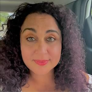 Meet your Posher, Karla